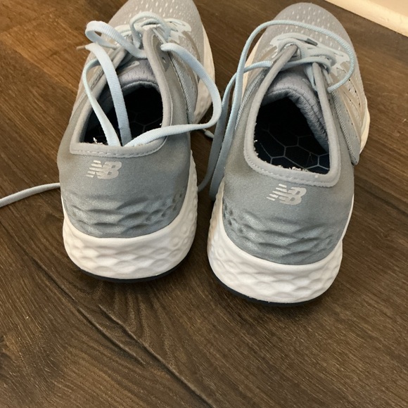 New Balance Fresh Foam 1080 v9 Running Shoes | Women’s 9.5 | Light Blue - Picture 8 of 14